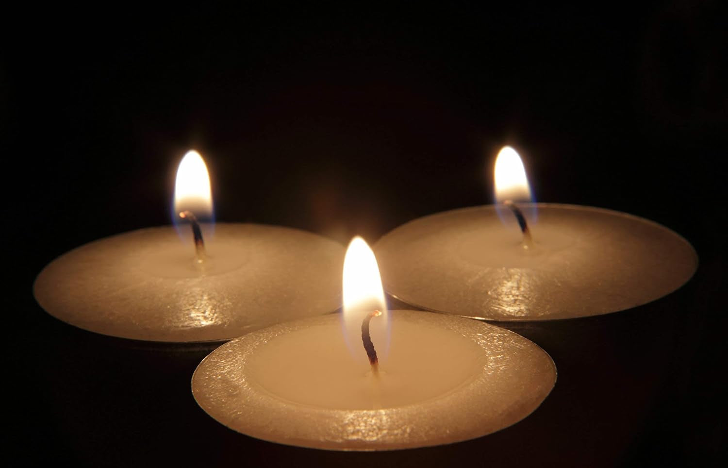 Tea Lights Candles - 100 Bulk Candles Pack - Natural Palm Oil Tea Light - European Quality White Unscented Tealight Candles - 4 Hour Burn Time